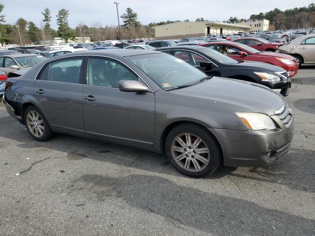 4T1BK36B36U150453 - 2006 TOYOTA AVALON XL SILVER photo 4