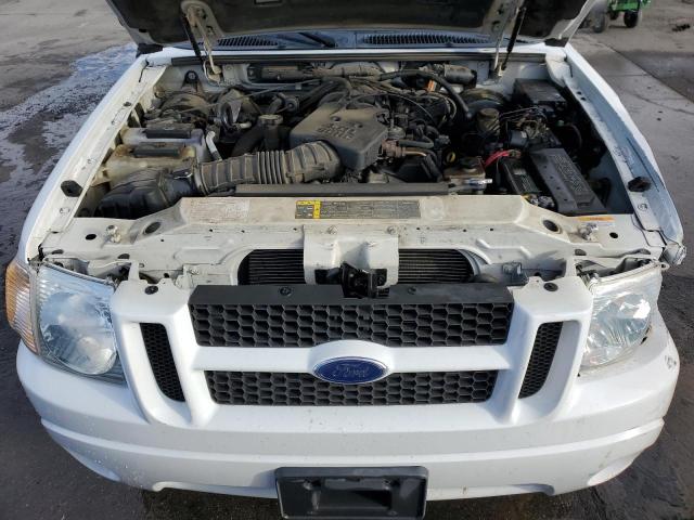 1FMDU77K04UB23636 - 2004 FORD EXPLORER S WHITE photo 11