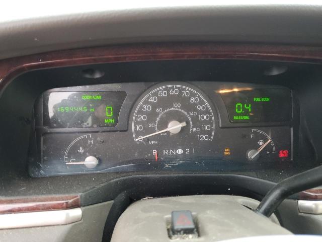 1LNHM81W44Y677001 - 2004 LINCOLN TOWN CAR EXECUTIVE GRAY photo 9