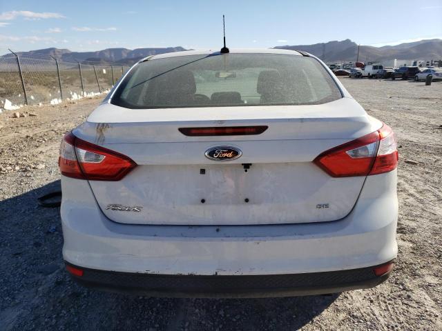 1FAHP3F22CL217597 - 2012 FORD FOCUS SE WHITE photo 6