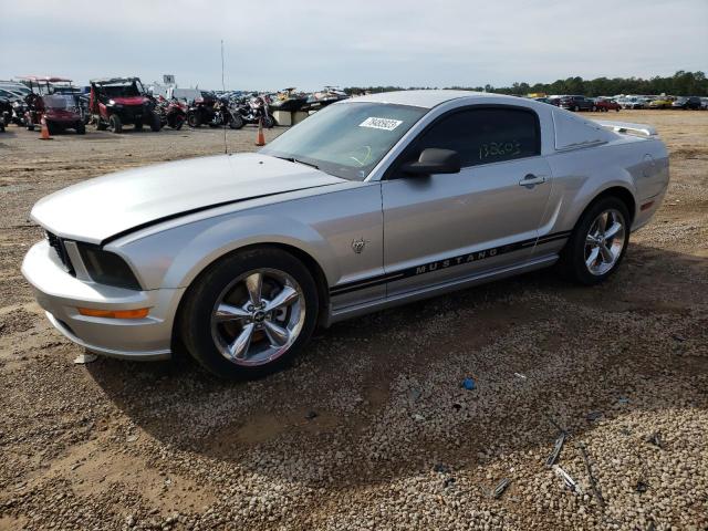 1ZVHT82H495102801 - 2009 FORD MUSTANG GT SILVER photo 1
