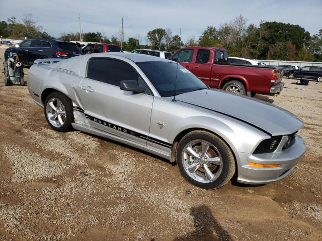 1ZVHT82H495102801 - 2009 FORD MUSTANG GT SILVER photo 4
