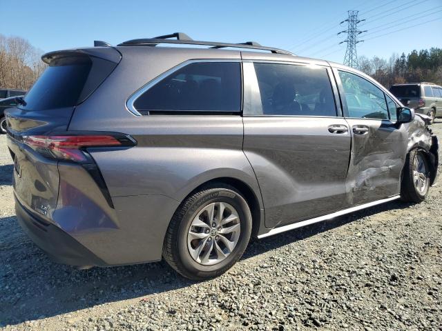 5TDKRKEC5NS097925 - 2022 TOYOTA SIENNA LE GRAY photo 3