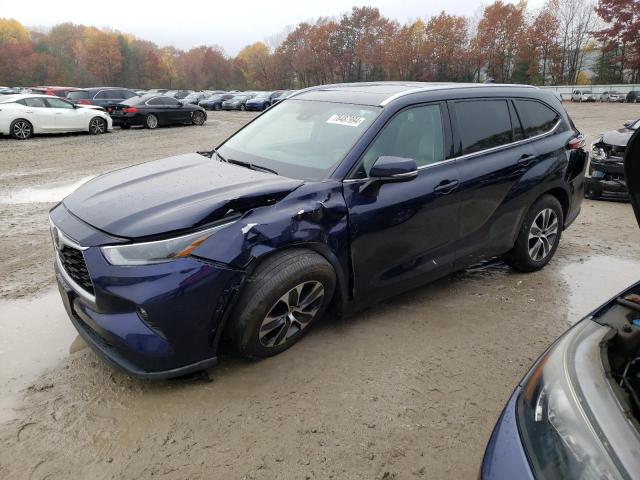 5TDGZRAH8MS520995 - 2021 TOYOTA HIGHLANDER XLE 蓝色 照片 1