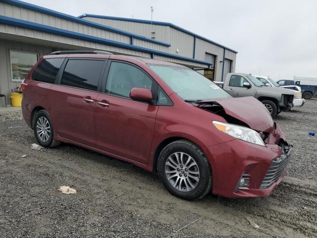 5TDYZ3DC4JS919531 - 2018 TOYOTA SIENNA XLE RED photo 4