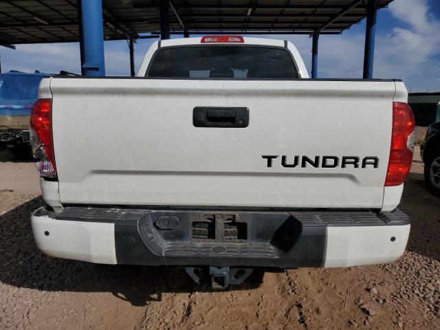 5TFEW5F12GX194310 - 2016 TOYOTA TUNDRA CREWMAX SR5 WHITE photo 6