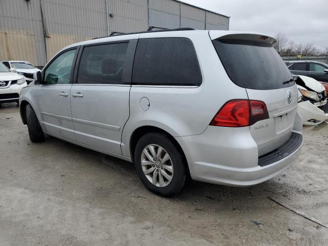 2C4RVABG8CR194215 - 2012 VOLKSWAGEN ROUTAN SE SILVER photo 2