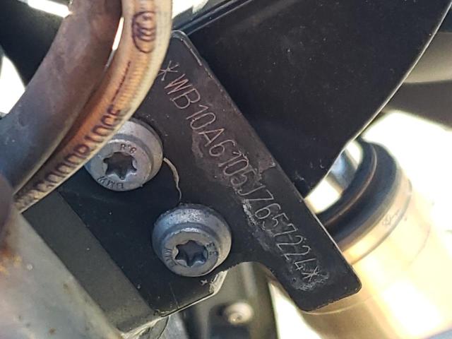 WB10A6105JZ657224 - 2018 BMW R1200 GS BLACK photo 10