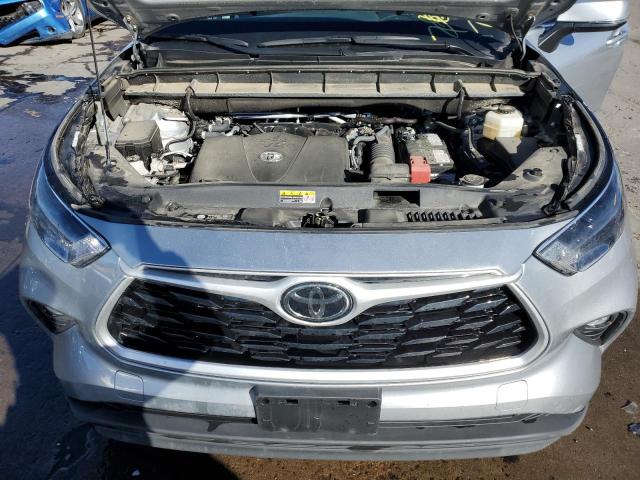 5TDHZRBH9NS210746 - 2022 TOYOTA HIGHLANDER XLE SILVER photo 12