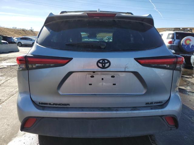 5TDHZRBH9NS210746 - 2022 TOYOTA HIGHLANDER XLE SILVER photo 6