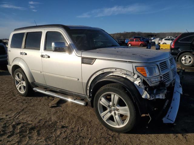 1D4PU4GX7BW511608 - 2011 DODGE NITRO HEAT SILVER photo 4