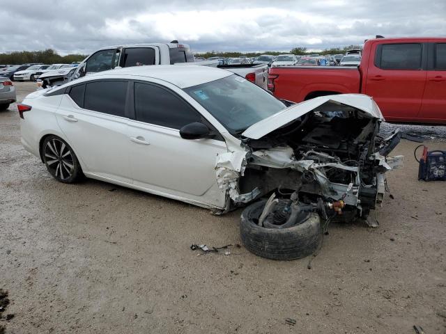 1N4BL4CV9LC175368 - 2020 NISSAN ALTIMA SR WHITE photo 4