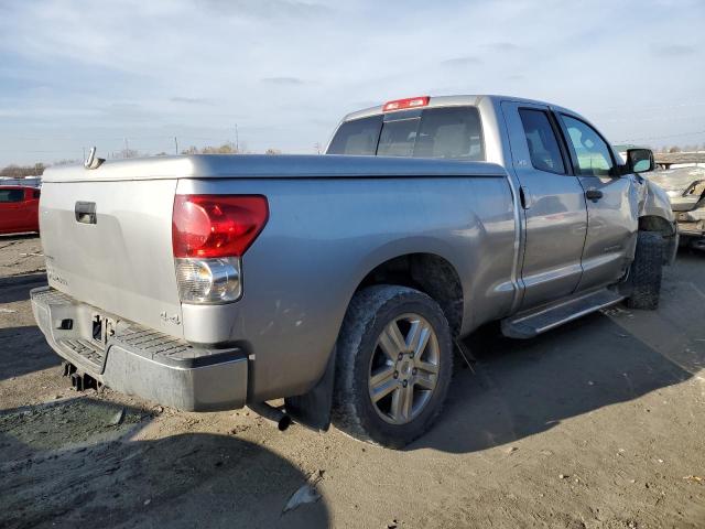 5TFBT54118X010426 - 2008 TOYOTA TUNDRA DOUBLE CAB SILVER photo 3