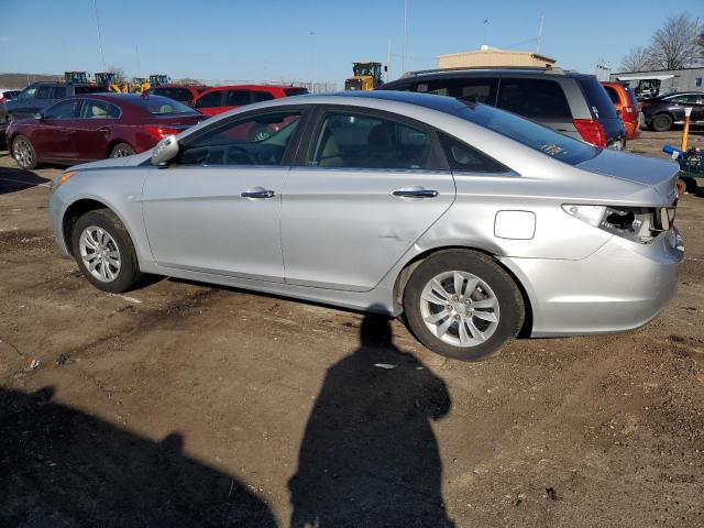 5NPEC4AC5CH327157 - 2012 HYUNDAI SONATA SE SILVER photo 2