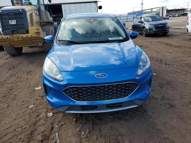 1FMCU0G6XLUB24524 - 2020 FORD ESCAPE SE BLUE photo 5