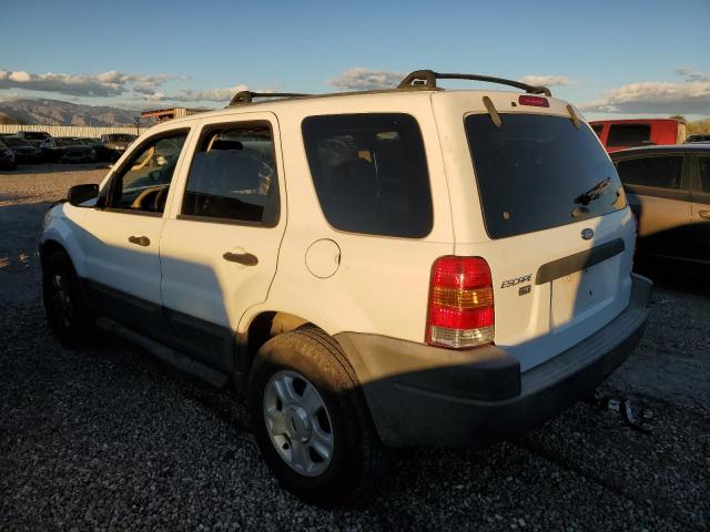 1FMYU03184KA28940 - 2004 FORD ESCAPE XLT WHITE photo 2