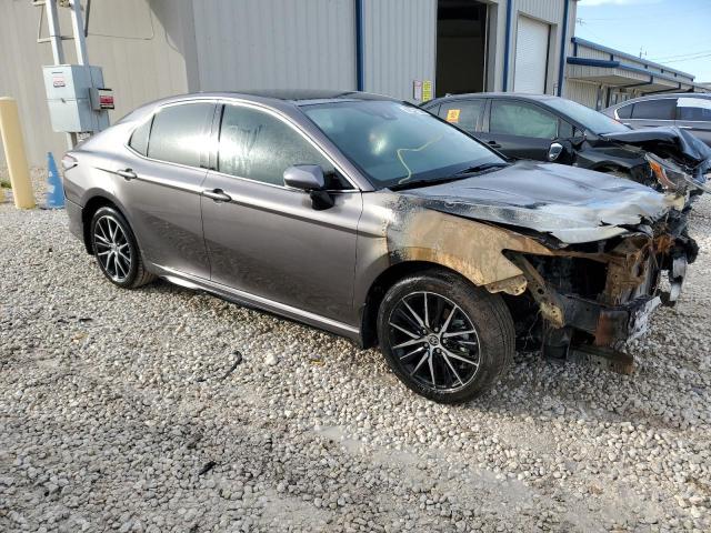 4T1T11AK1PU780914 - 2023 TOYOTA CAMRY SE NIGHT SHADE GRAY photo 4