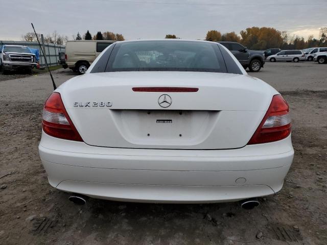 WDBWK54F26F104882 - 2006 MERCEDES-BENZ SLK 280 WHITE photo 6