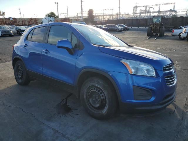 KL7CJKSB5FB235847 - 2015 CHEVROLET TRAX LS BLUE photo 4