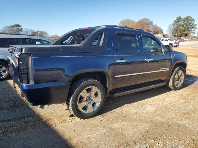 3GNNCGE07AG133535 - 2010 CHEVROLET AVALANCHE LTZ BLUE photo 3