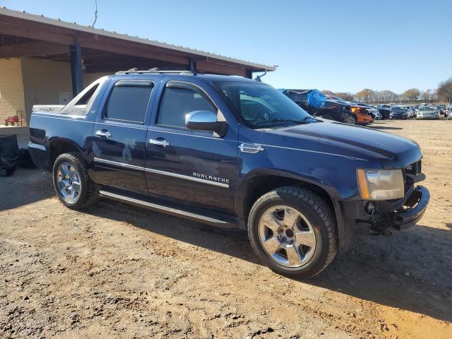 3GNNCGE07AG133535 - 2010 CHEVROLET AVALANCHE LTZ BLUE photo 4