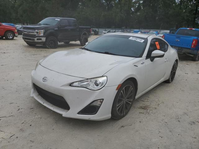 JF1ZNAA18F8702993 - 2015 TOYOTA SCION FR-S 白色 照片 1