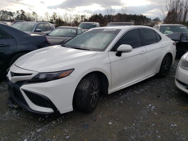 4T1G11AK2MU460563 - 2021 TOYOTA CAMRY SE WHITE photo 1