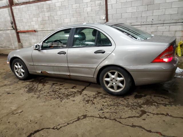 WDBRF81J03F417775 - 2003 MERCEDES-BENZ C 240 4MATIC SILVER photo 2