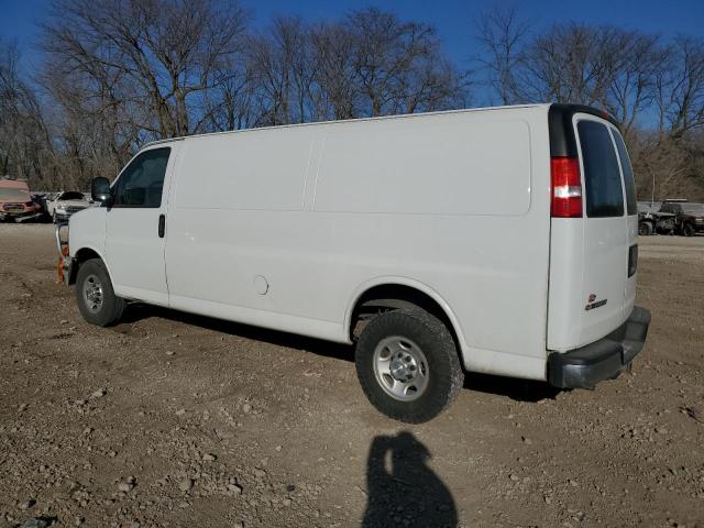 1GCZGHFG3H1348645 - 2017 CHEVROLET EXPRESS G3 WHITE photo 2