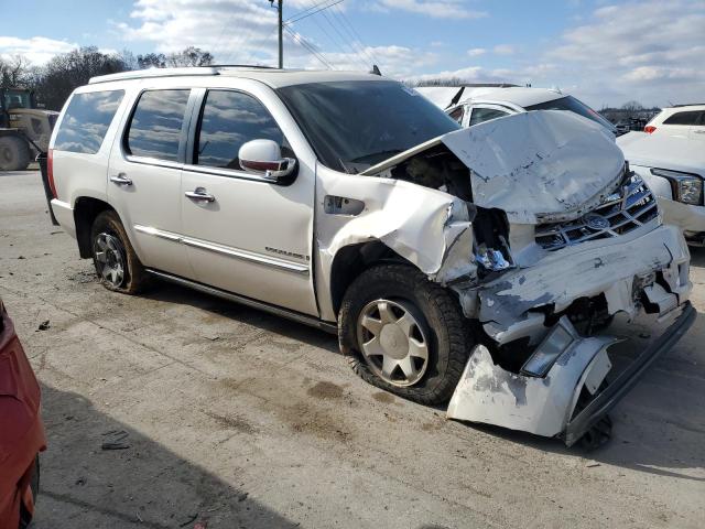 1GYFK23239R120343 - 2009 CADILLAC ESCALADE LUXURY WHITE photo 4