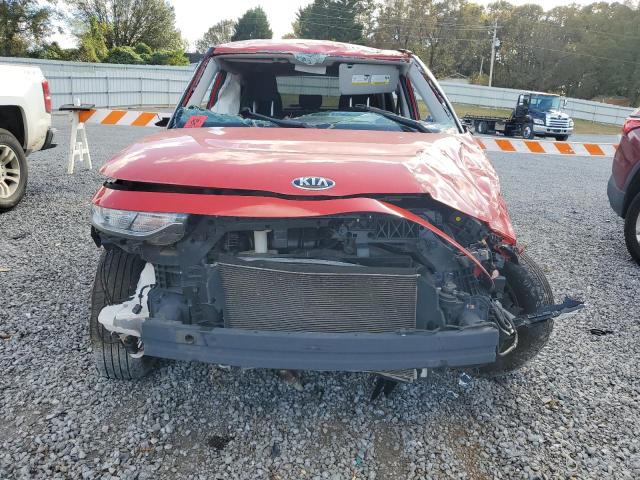 KNDJ23AU4L7724044 - 2020 KIA SOUL LX RED photo 5