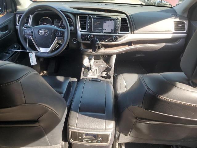 5TDJKRFH0FS112853 - 2015 TOYOTA HIGHLANDER XLE 灰色 照片 8