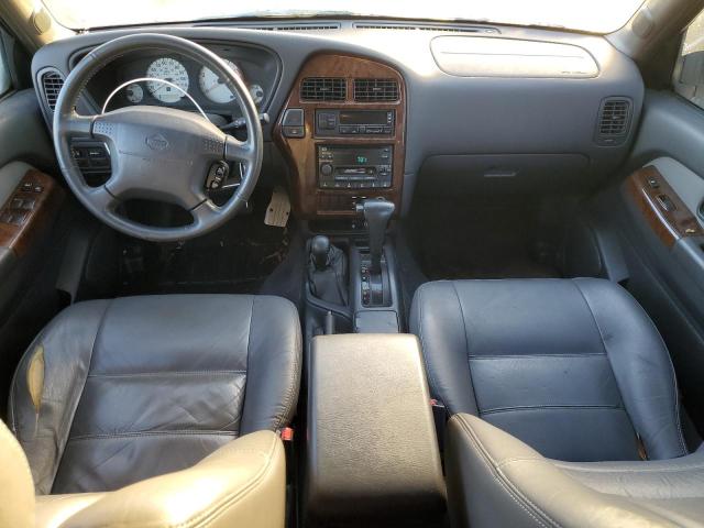 JN8AR07Y3XW367704 - 1999 NISSAN PATHFINDER LE SILVER photo 8