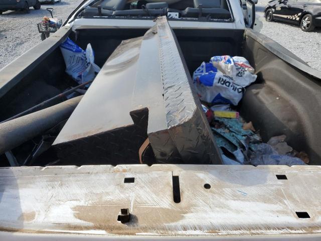 3C6UR5CL9JG296263 - 2018 RAM 2500 ST WHITE photo 10