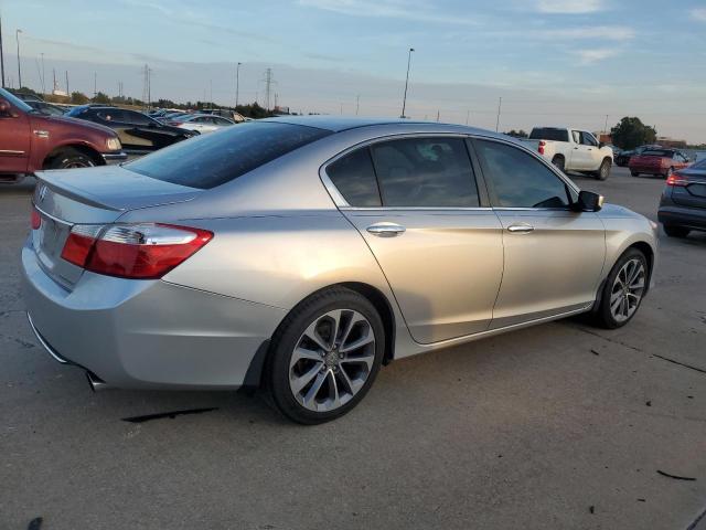 1HGCR2F55FA003854 - 2015 HONDA ACCORD SPORT SILVER photo 3