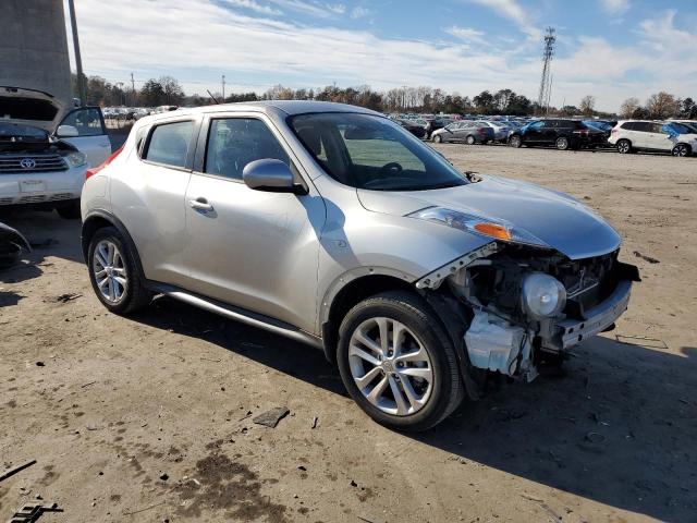 JN8AF5MR7ET362152 - 2014 NISSAN JUKE S SILVER photo 4