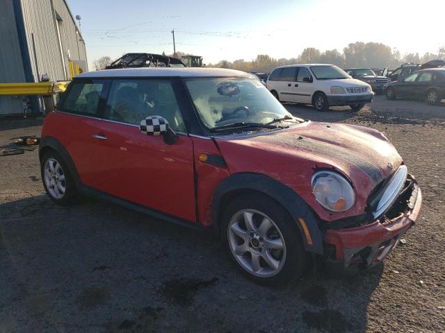 WMWMF3C5XATZ66586 - 2010 MINI COOPER RED photo 4