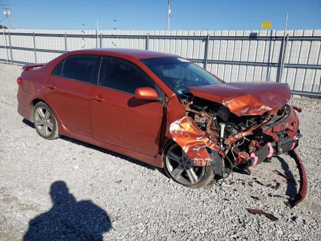 2T1BU4EE0DC074667 - 2013 TOYOTA COROLLA BASE ORANGE photo 4