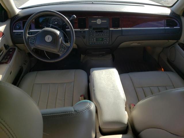 1LNHM81W73Y627577 - 2003 LINCOLN TOWN CAR EXECUTIVE WHITE photo 8