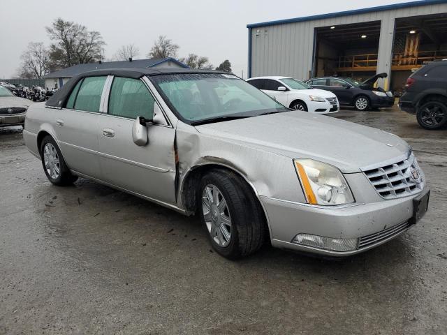 1G6KD57Y06U130712 - 2006 CADILLAC DTS SILVER photo 4