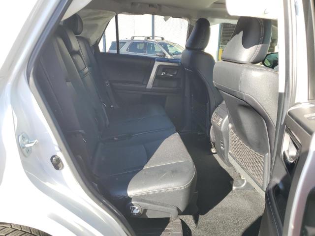 JTEBU5JR0H5461149 - 2017 TOYOTA 4RUNNER SR5/SR5 PREMIUM 白色 照片 11