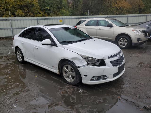 1G1PC5SB8E7177338 - 2014 CHEVROLET CRUZE LT WHITE photo 4