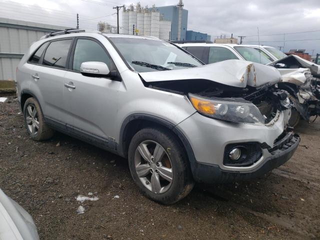 5XYKUDA60CG299978 - 2012 KIA SORENTO EX SILVER photo 4