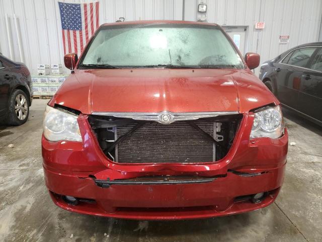 2A4RR5D16AR232326 - 2010 CHRYSLER TOWN & COU TOURING RED photo 5