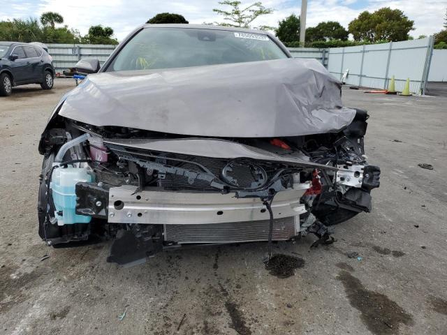 4T1C11AK9RU212638 - 2024 TOYOTA CAMRY LE GRAY photo 5