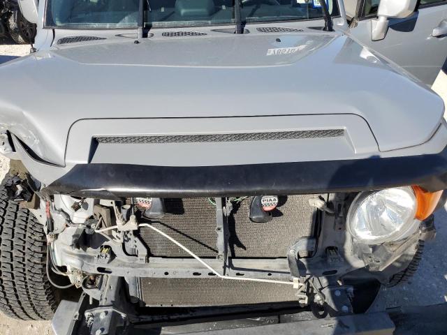 JTEBU4BFXEK182464 - 2014 TOYOTA FJ CRUISER GRAY photo 11