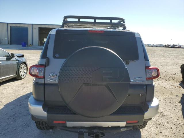 JTEBU4BFXEK182464 - 2014 TOYOTA FJ CRUISER GRAY photo 6