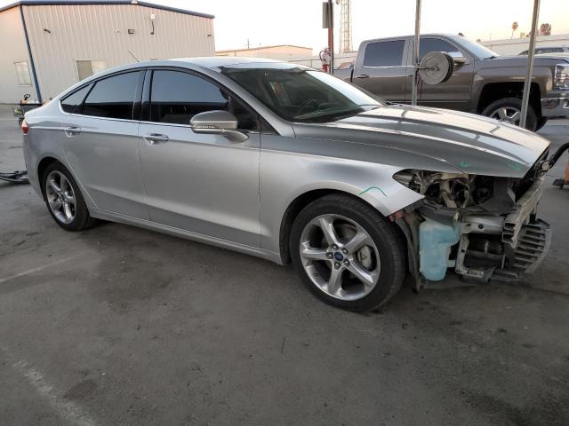 3FA6P0HR1DR134133 - 2013 FORD FUSION SE SILVER photo 4