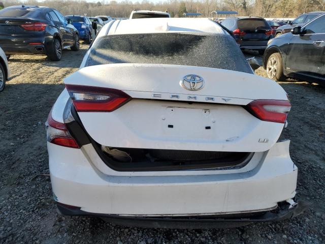 4T1C11AK8NU715751 - 2022 TOYOTA CAMRY LE WHITE photo 6