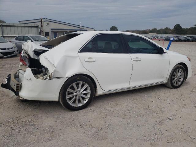 4T4BF1FK4DR308147 - 2013 TOYOTA CAMRY L WHITE photo 3